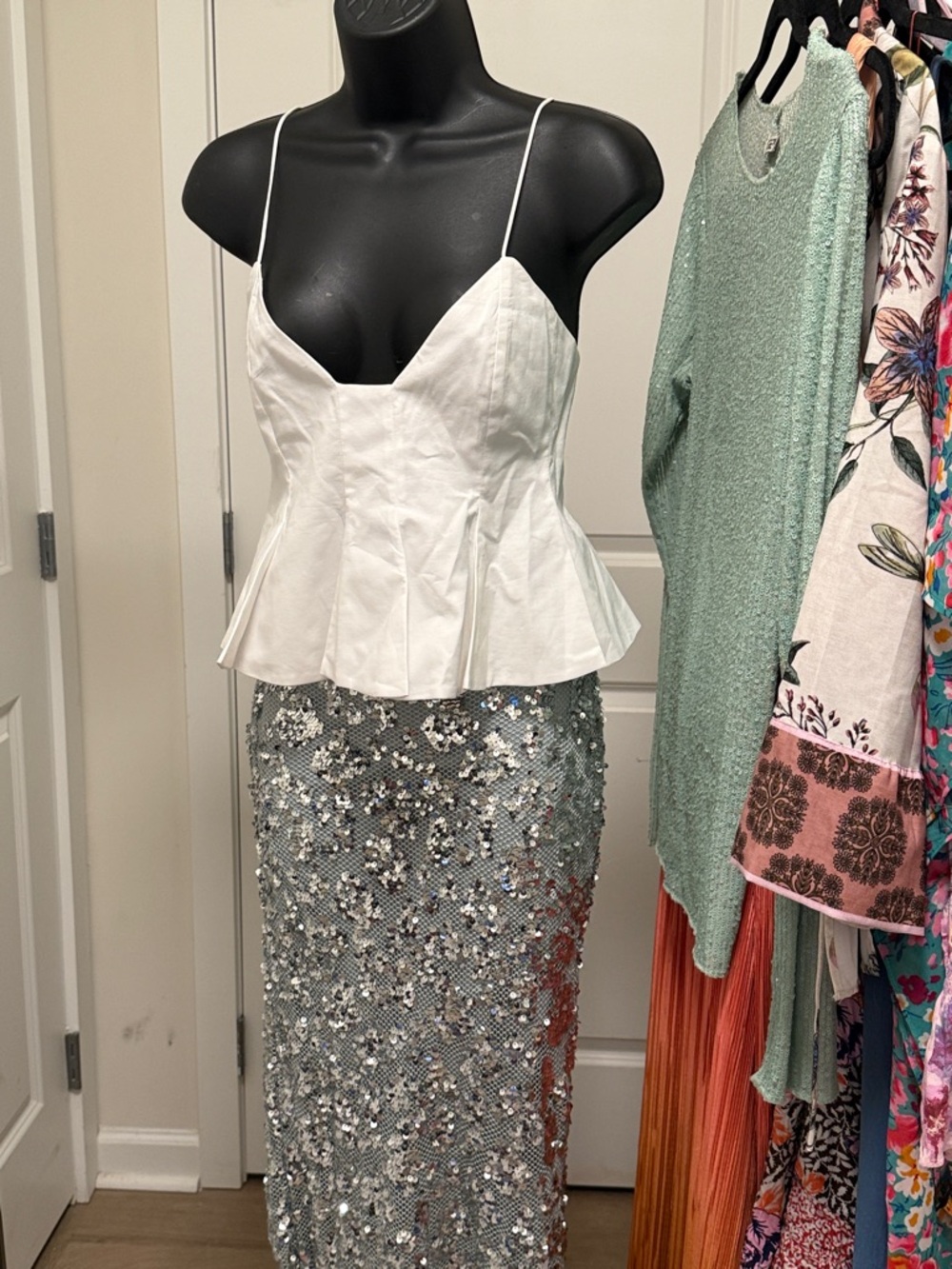Zara White Spaghetti Strap cropped Peplum Top - Picture 4 of 16